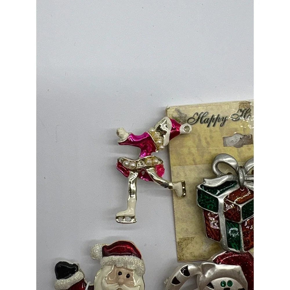 Lot of 5 Christmas Brooches Santa Cat Penguin Skater Gift Enamel Pins J42‎